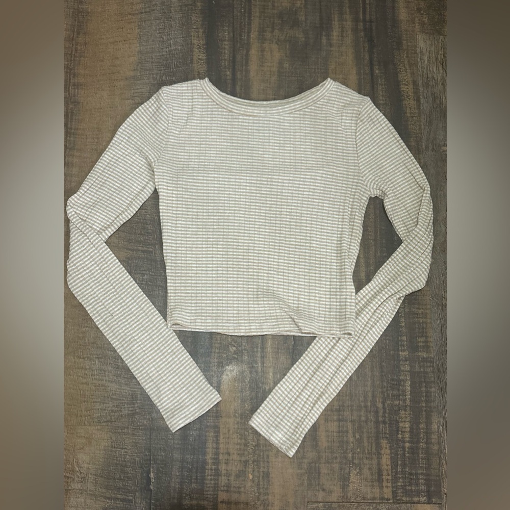 Areopostale Long Sleeve Crop Top XS